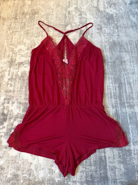 Victoria's Secret Burgandy Lace-Trim Romper Pajama sz:XS - Picture 1 of 8
